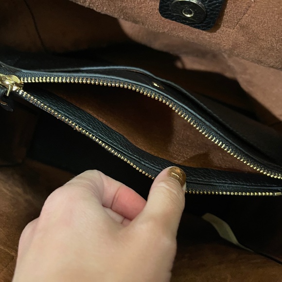 Kate Spade Black Leather Satchel Handbag with Large Bow - Picture 7 of 10